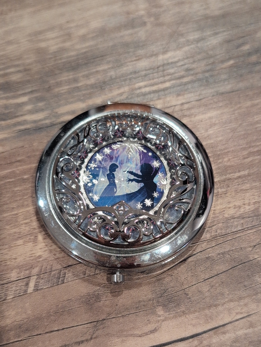 Frozen Mirror